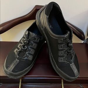 Berries by Aetrex Black Shoes Size 10.5